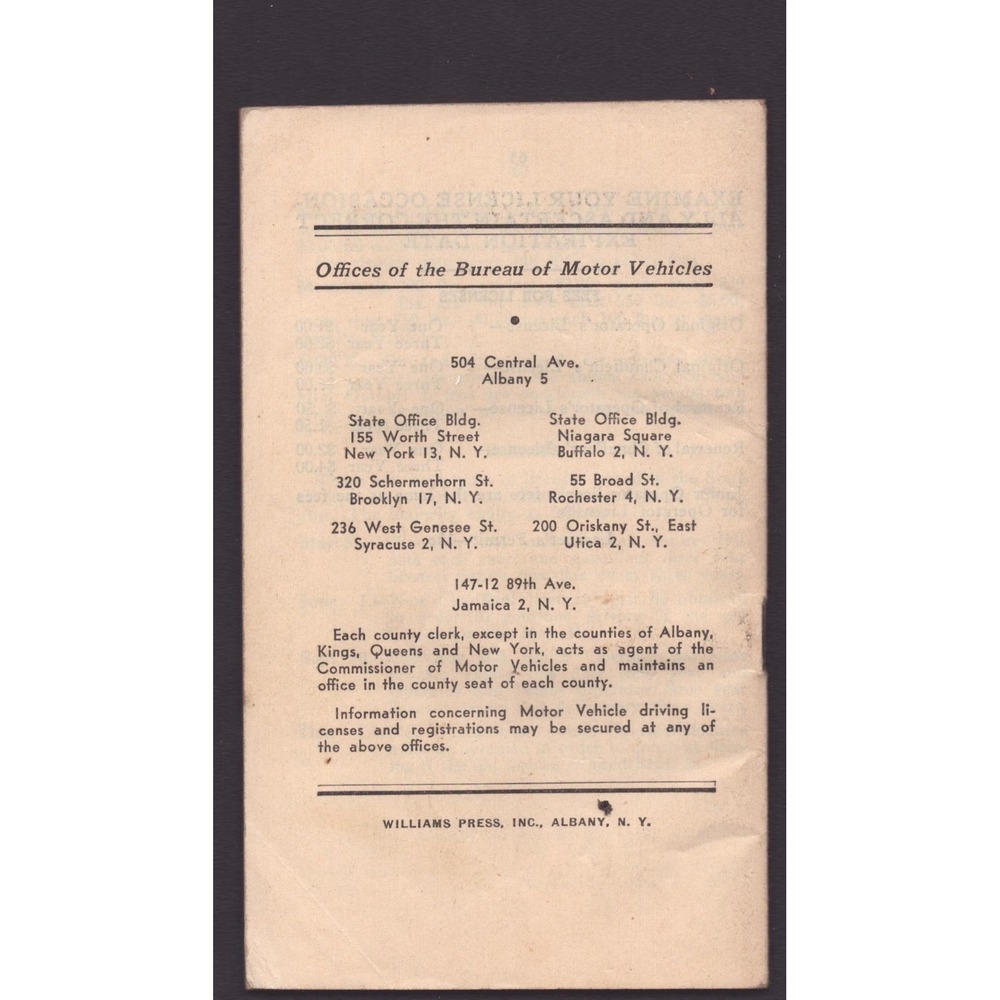 Vintage 1943 New York State Drivers Manual Bureau of Motor Vehicles Booklet - Picture 2 of 3